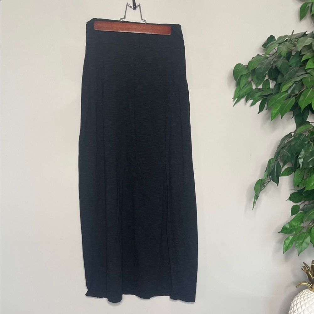 Columbia Elegant Black Women's Skirt